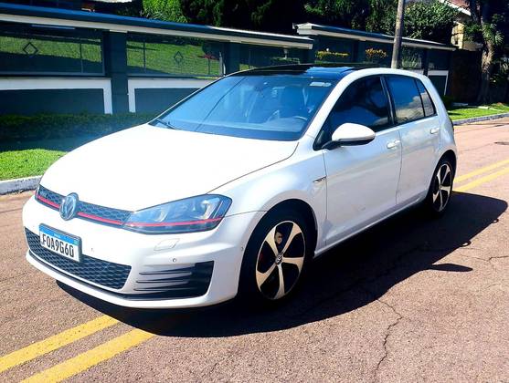 VOLKSWAGEN GOLF 2.0 TSI GTI 16V TURBO GASOLINA 4P AUTOMÁTICO VOLKSWAGEN GOLF 2.0 TSI GTI 16V TURBO GASOLINA 4P AUTOMÁTICO